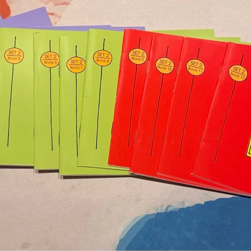 Bob Books: Stage 2 Emerging Readers Advancing Beginners Complete Set- Like New